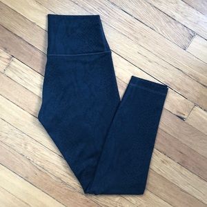 Wunder under high rise in navy/black snakeskin